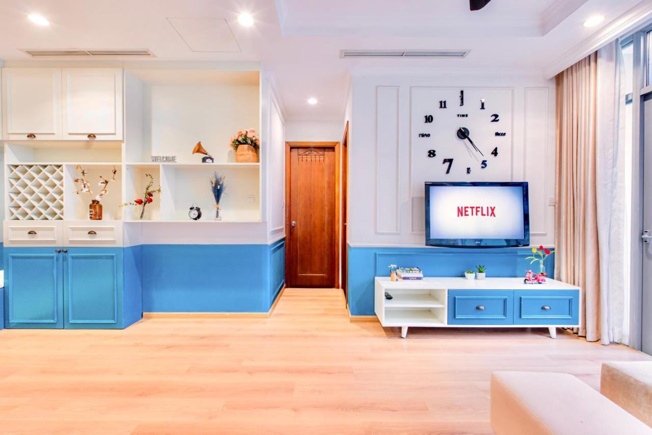 Moxy Hcmc Aparts - Vinhomes Central Park, Ice Rink ホーチミン市 エクステリア 写真