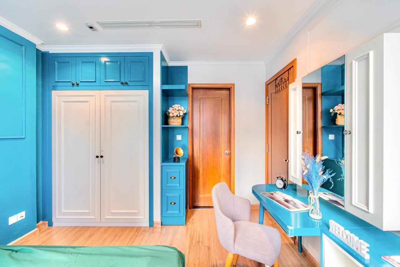 Moxy Hcmc Aparts - Vinhomes Central Park, Ice Rink ホーチミン市 エクステリア 写真